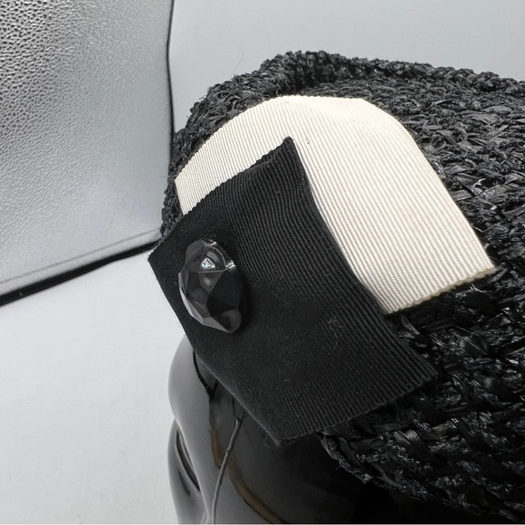 Vintage Roberta Bernay's pill box hat black woven ribbon button - Picture 2 of 8